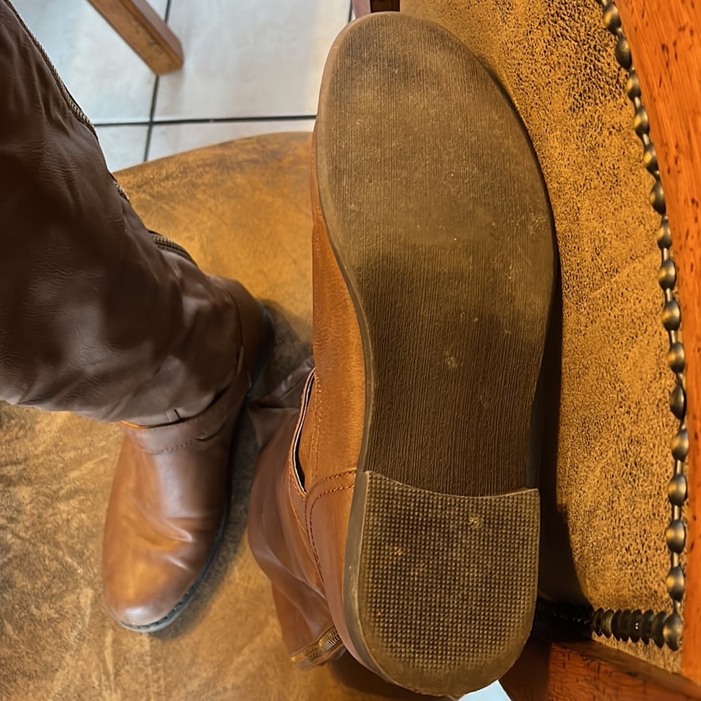 Lennie Boots - Picture 5 of 5